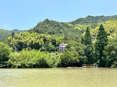 -芦茨金富饭庄·25年老字号·专做稻草鸡