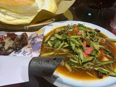 -那家老院子东北菜·饺子·小鸡炖蘑菇(艳华街店)