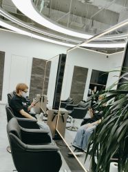 -ON STAR SALON