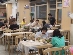 大堂-江城燕子大排档(江汉路步行街店)