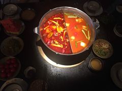 -湊湊火锅·茶憩(新中关购物中心店)