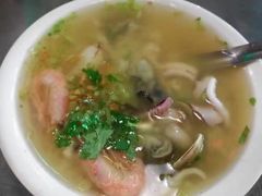 -六合夜市