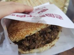牛肉烧饼（多肉）-穆得·老周家牛肉烧饼(普利街店)
