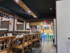 大堂-食鸡公社辣子鸡·潍坊菜·烧烤