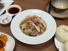 -贯贯吉·清真餐厅(浙江中路店)