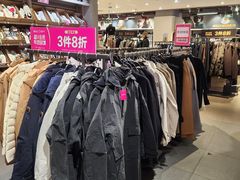 -唯品会(北京国瑞城店)