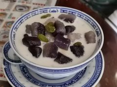 招牌手工芋圆系列-广信牛奶甜品世家(台东店)