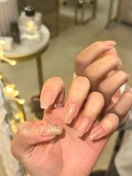 -Fanni美甲美睫皮肤管理