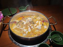 -花菇朵·云山雀 ll 野生菌火锅·精品云南菜(万柳店)