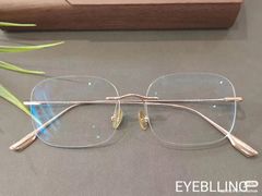 -爱视眸Eyeblling眼镜·依视路·蔡司镜片折扣店(百联南方商城购物中心)