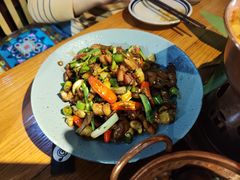 -蜗牛的家旅行主题云南菜餐厅.小酒馆(护国寺店)