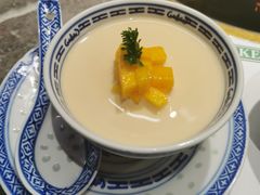 鲜芒果布丁-禄婶鸡煲·打边炉