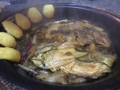 豆腐宽粉贴卷子-忆乡情铁锅炖鱼饭店(延庆店)