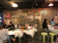 大堂-鲜入围煮花胶鸡海鲜火锅