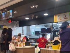 -麦当劳(上海虹桥站30B检票口楼上)