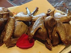 燕郊熏鸽子-燕郊烧鸽子(酷车小镇店)