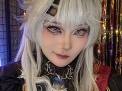 -米游妙妙屋cosplay换装自拍摄影体验馆