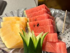 -海底捞火锅(新松江路生日主题店)