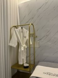 点击看大图 -谦和国际皮肤管理