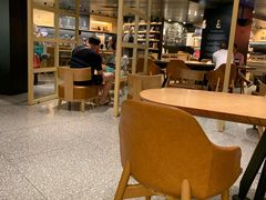 大堂-星巴克臻选(国贸商城首店)