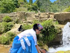 -高荡千年布依古寨旅游景区