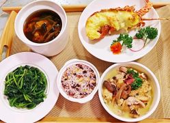-臻康乃馨月子中心(集美店)
