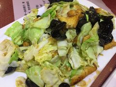 白菜木耳爆豆腐-桃子餐厅·天津菜(红星路直营店)