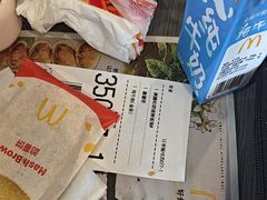 -麦当劳(杨林得来速店)
