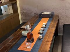 -荷风细雨·中国茶宴(世纪大道店)