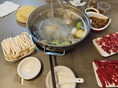 -官塘陈记鱼生·潮汕砂锅粥·牛肉火锅(潮枫路总店)