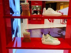 -STUART WEITZMAN(静安嘉里中心店)