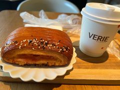 -VERIE BAKEHOUSE