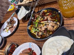 -蚝堡海鲜·威海菜·海肠捞饭·烧烤·亚洲吃蚝公司(幸福门店)