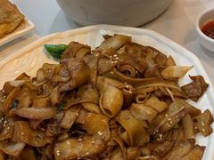 干炒牛河-东江海鲜酒家(艺都分店)