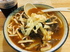 老酸菜牛肋条面-阿彬生炒牛肉面(解放路店)