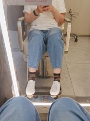 -PE SALON