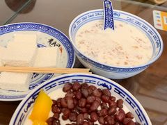 -黄氏许牛奶甜品专家(水晶街店)