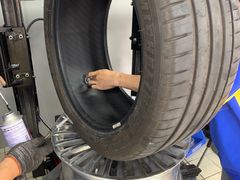 -车享家汽车养护中心(洪山路店)