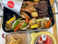 -水桶王国主题餐厅·聚会·生日派对·亲子活动·家庭套餐(亚龙湾希尔顿店)