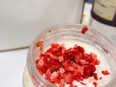 浓浓白巧水晶莓-奈雪的茶(新天地广场PRO店)