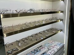 -视野联行眼镜蔡司·依视路官方授权店(顺城店)