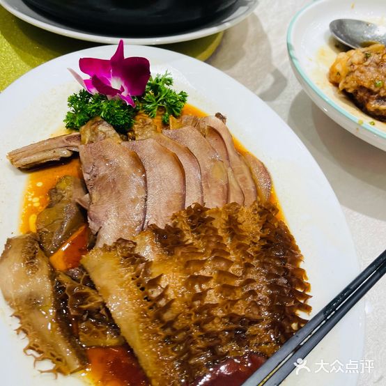 闽食府(新华福广场A座店)