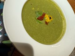 牛油果与西兰花奶油果蔬汤-格鲁·秀色Georgia’s Feast