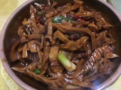 -万景饭店·鱼街农家菜