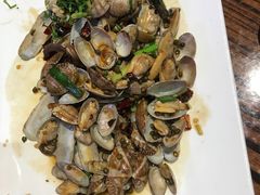 -蚝堡海鲜·威海菜·海肠捞饭·烧烤·亚洲吃蚝公司(幸福门店)