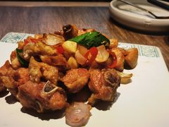 泰式柠檬香叶鸡-云海肴·汽锅鸡·云南菜(美罗城店)