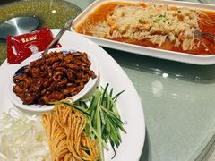 -刘胖子家常菜·蹄花焖藕(中央花园店)