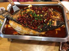 -鸣记脆皮烤鱼(铁西店)