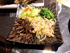 -山川小町·极番烧肉(新地假日广场店)