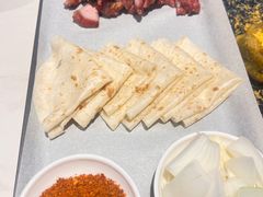 秘制烤羊腿-小河公主秘制烤羊腿(小绿谷店)